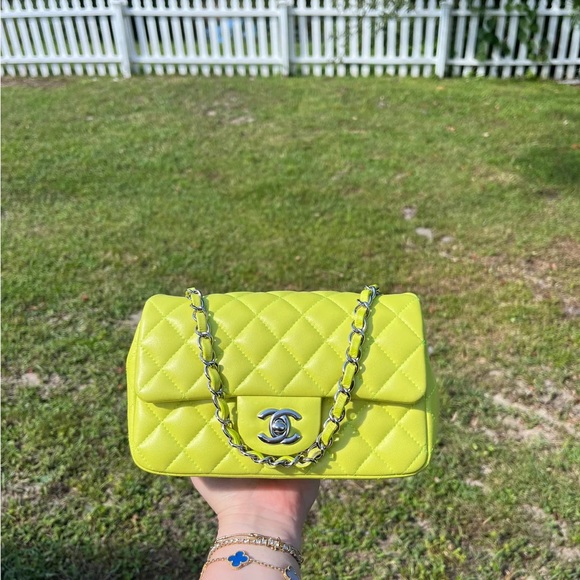 Chanel - Picture 8 of 16